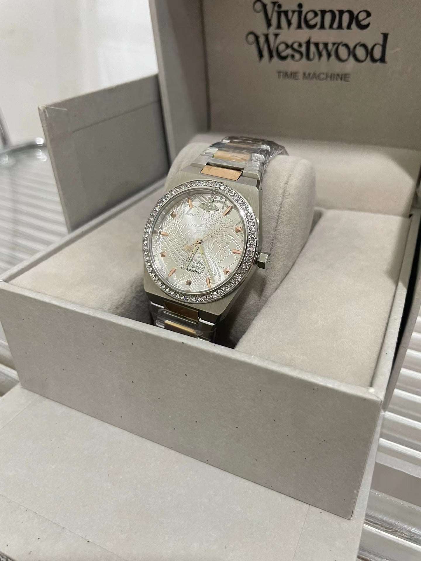 Vivienne Westwood Limehouse watch (with box)