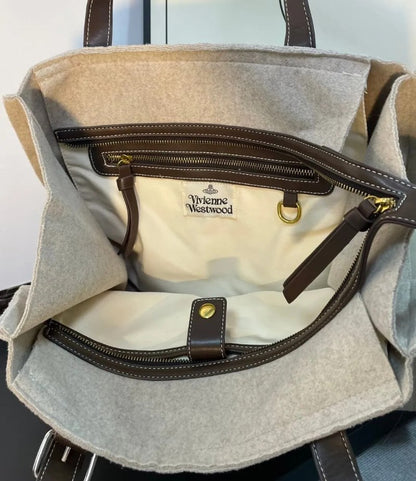 Felt Saturn Wool Tote