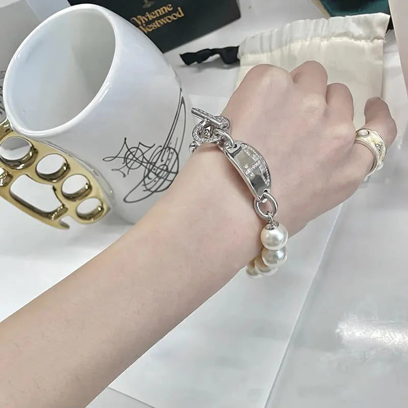 Pearl Crest Toggle Bracelet