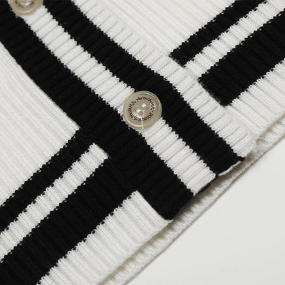 +5° Heart Knit Cardigan