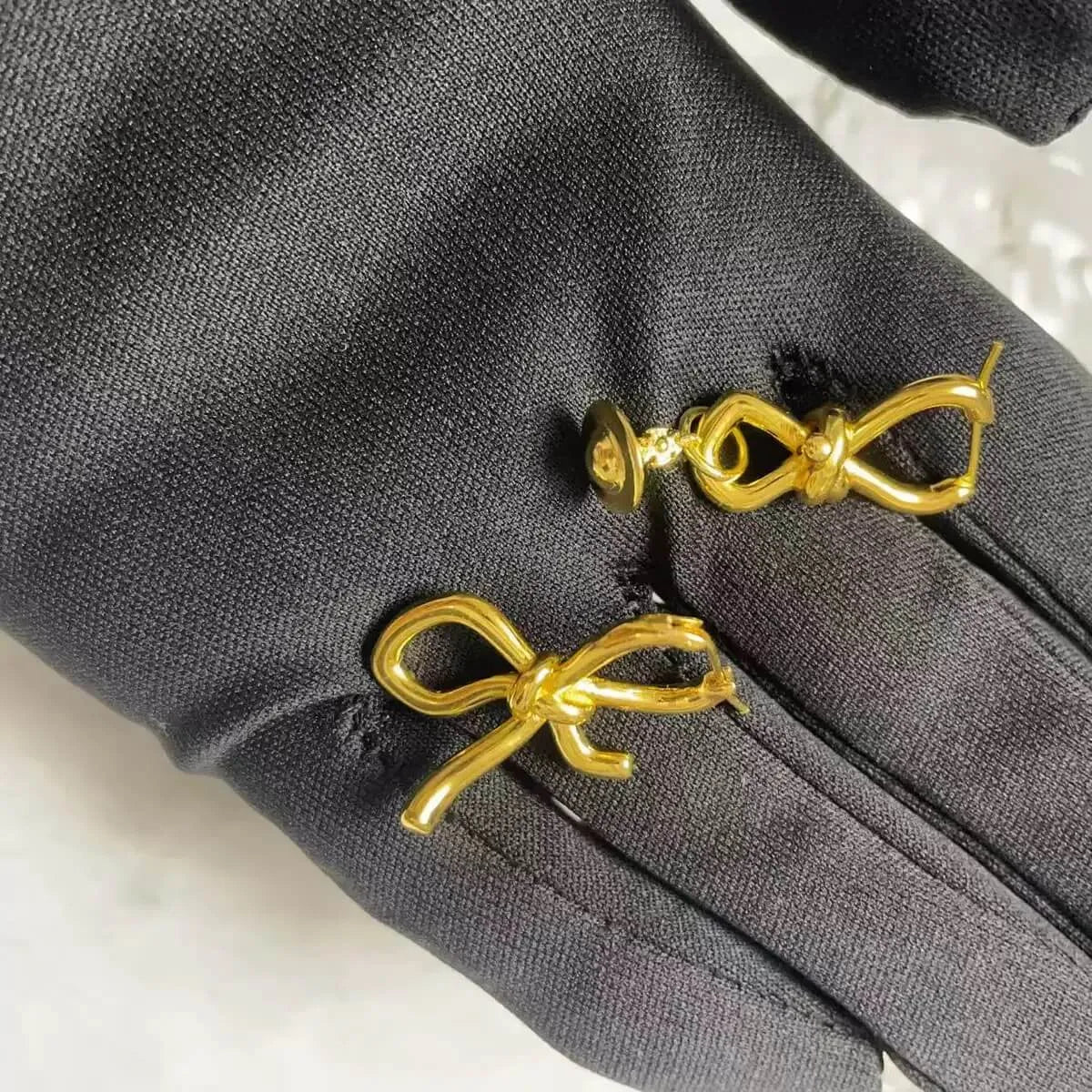 Knotted Ribbon Orb Mismatch Earrings