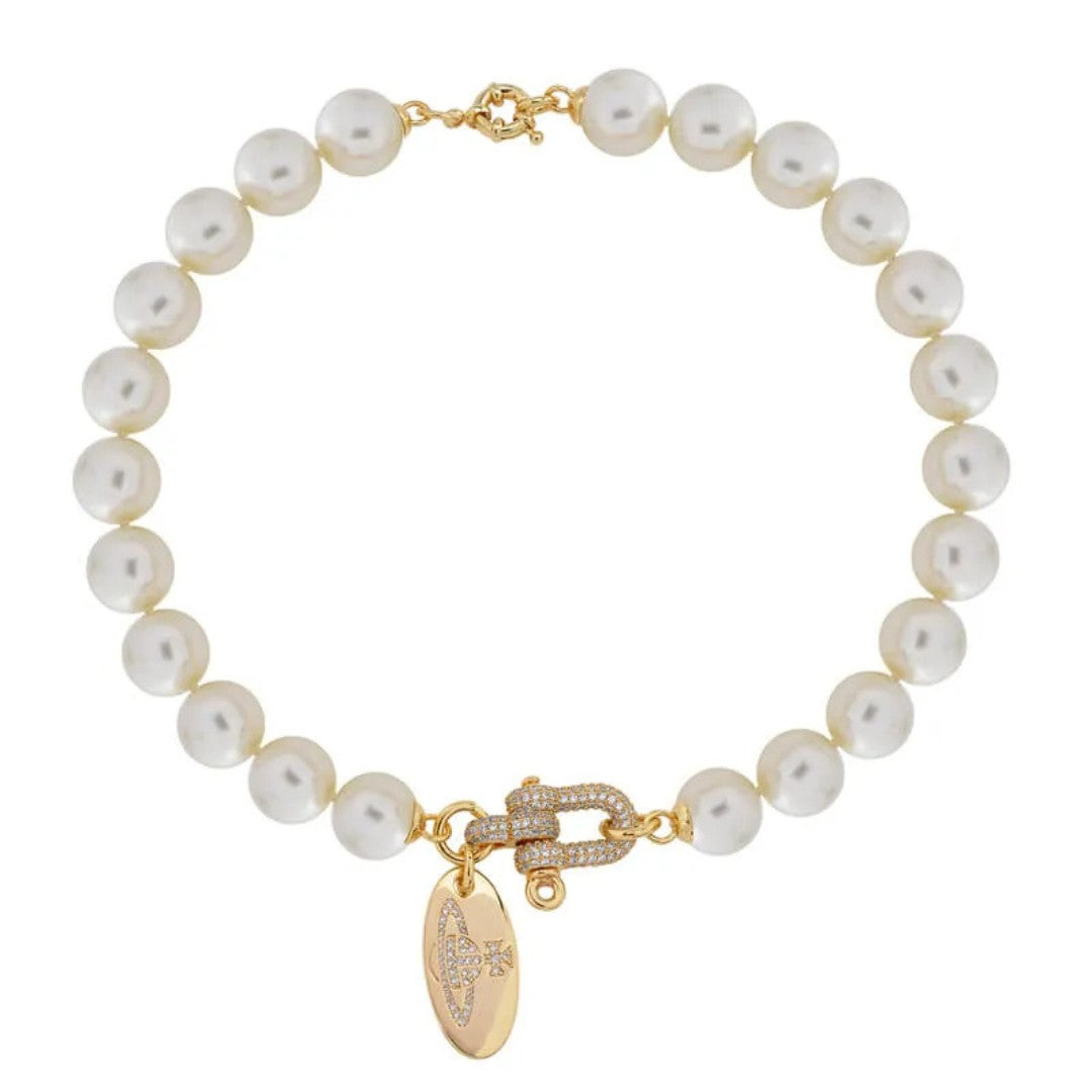 U-shaped Clasp Pearl Necklace