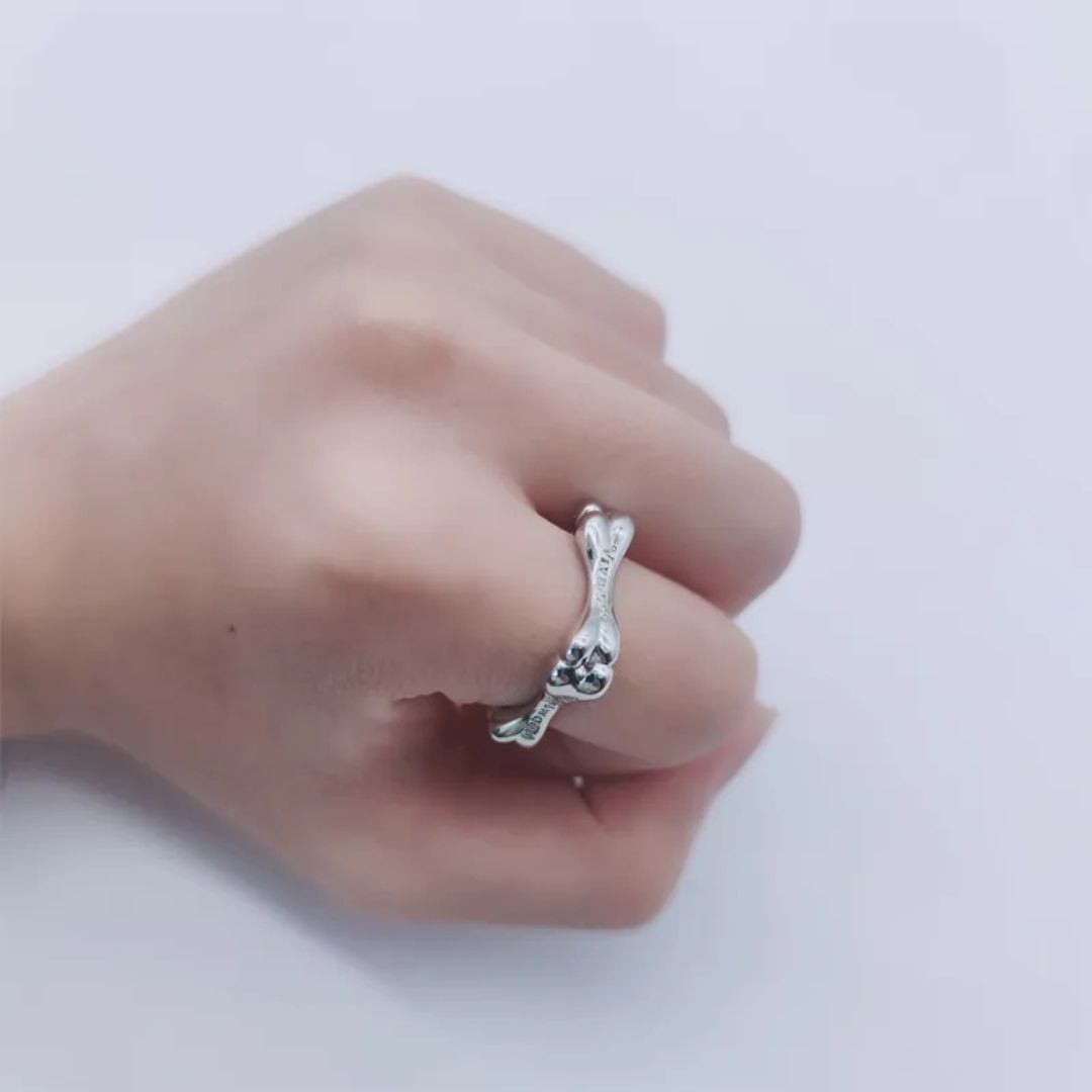 Bone-Link Sculpted Ring