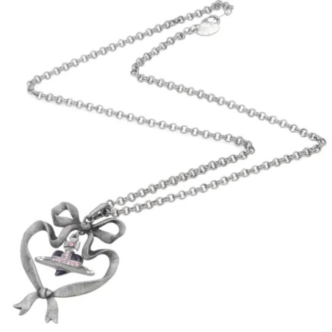 Baroque Ribbon Heart Saturn Necklace