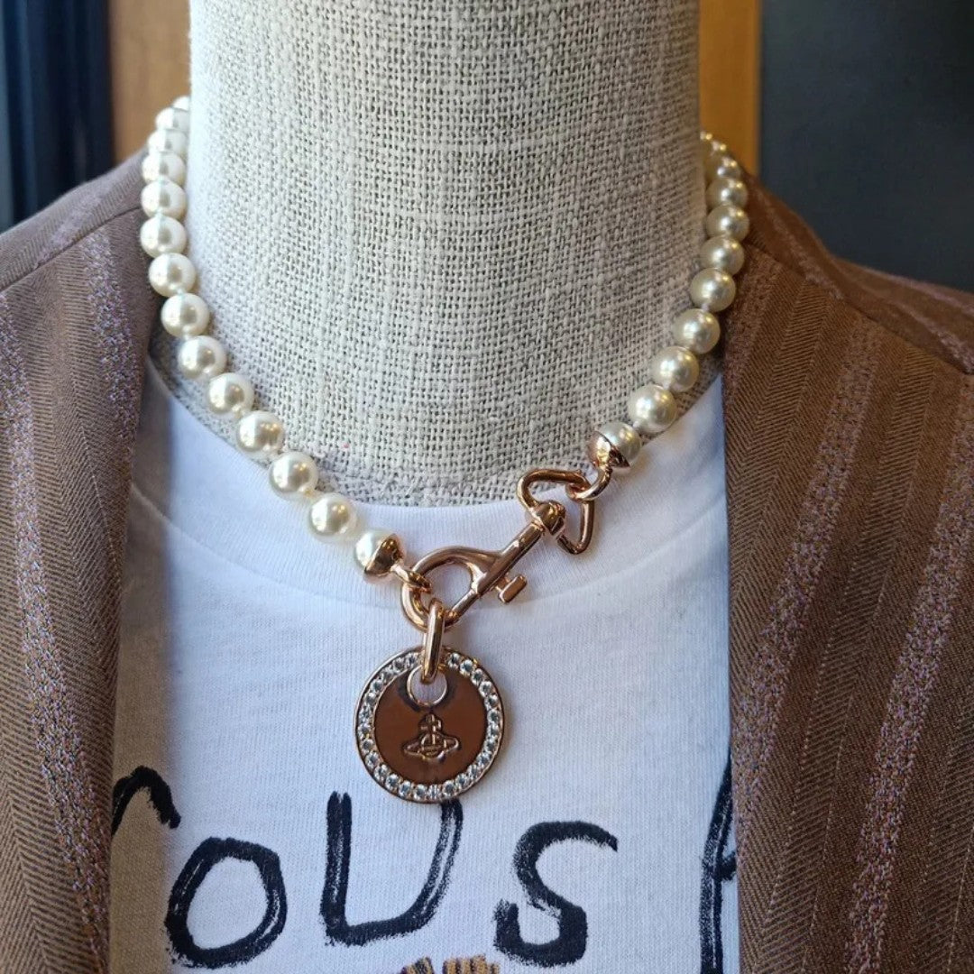 Round Card Pearl Necklace