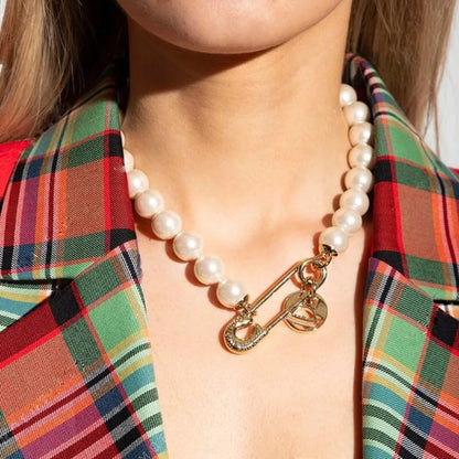 IMOGENE Safety Pin Pearl Necklace