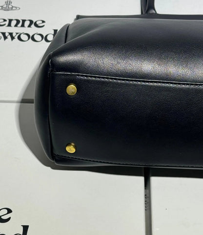 Elegant Saturn Leather Messenger