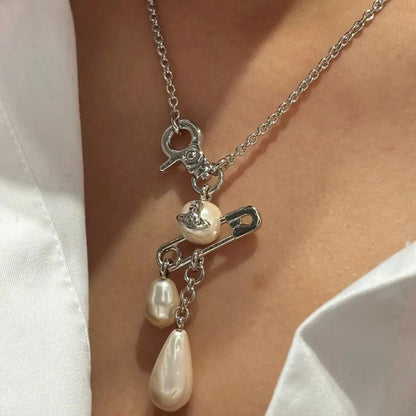 CLAUDE Small Necklace