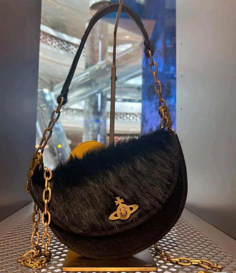 Yak Wool Chain Saturn Bag