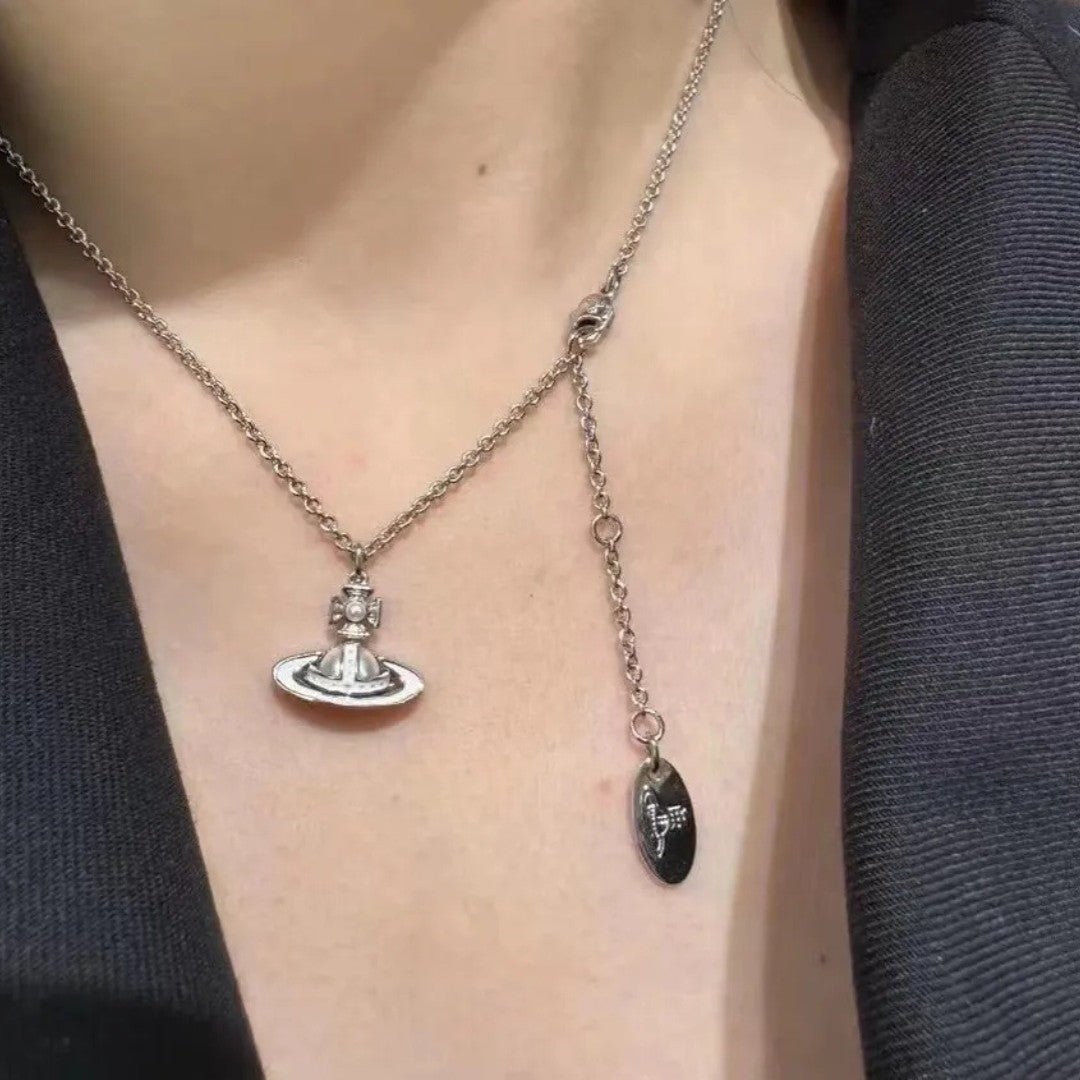 SIMONETTA Half-Domed Pearl Orb Necklace with Raised Lacquer Finish