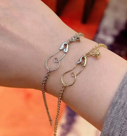 Sculpted Loop Bracelet